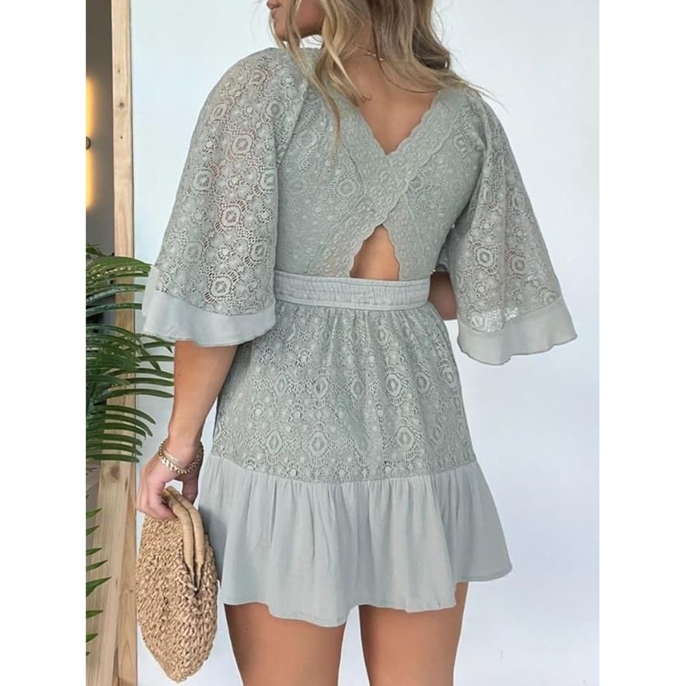 Mable Lace Romper Womens SM Sage Green Boho Bell Sleeve Vacation Cottagecore‎